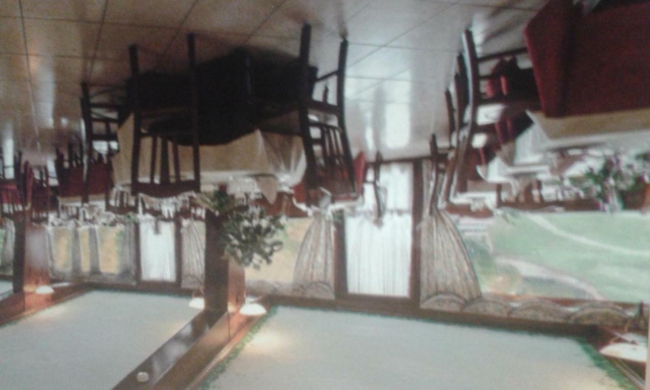 Hotel Cristallo Cerreto Laghi Bagian luar foto